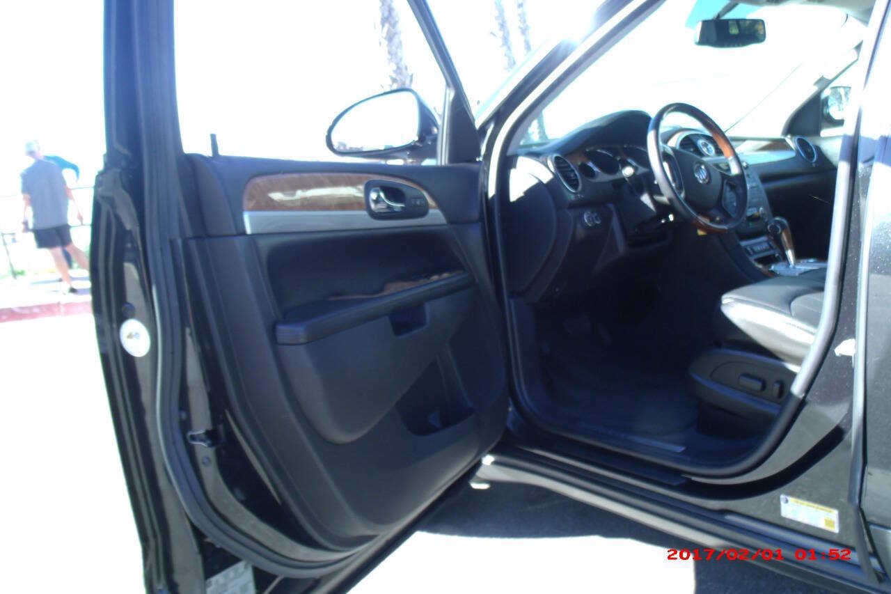 Used 2012 Buick Enclave Leather FWD image 12