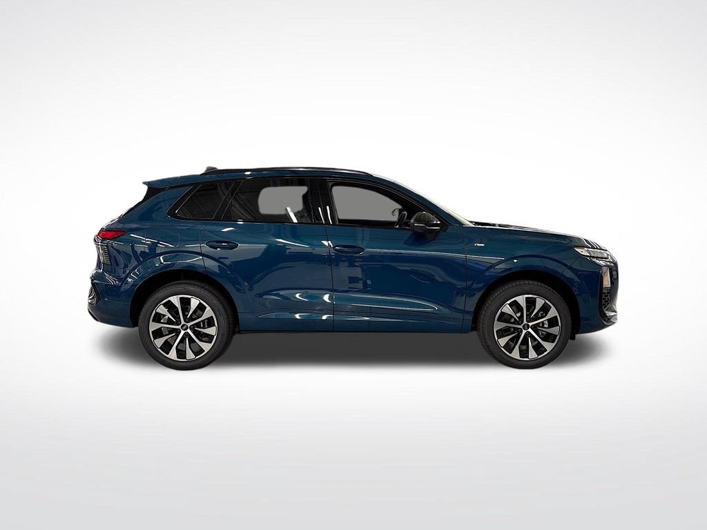 New 2026 Audi Q3 quattro 2.0T AWD/4WD image 6