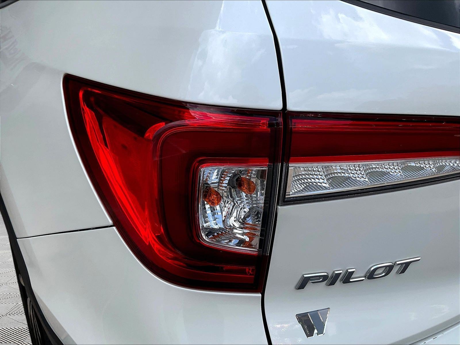 Used 2019 Honda Pilot Touring image 23