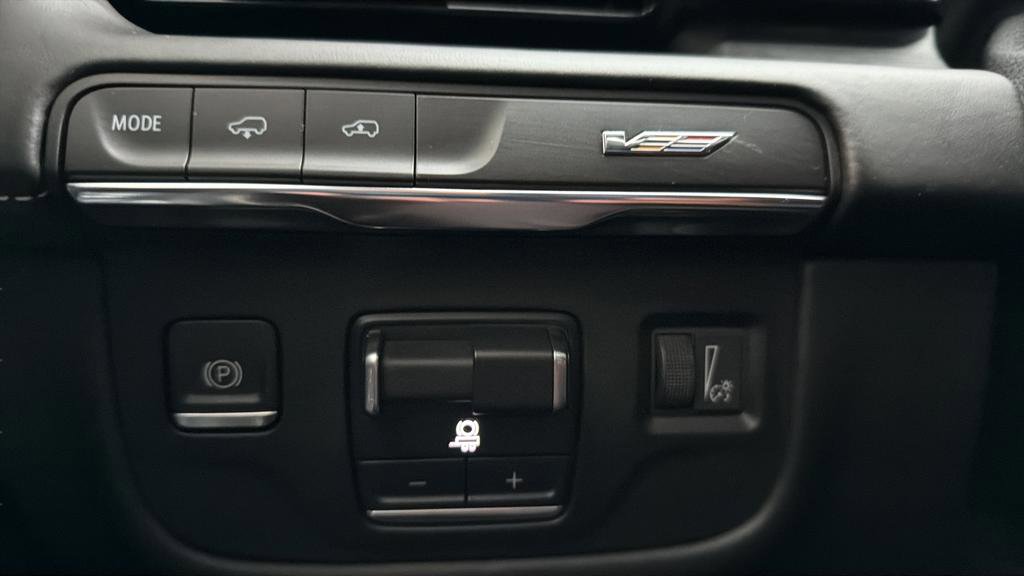Used 2023 Cadillac Escalade V image 29