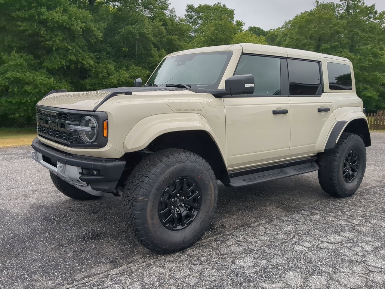 New 2026 Ford Bronco Raptor AWD/4WD image 6