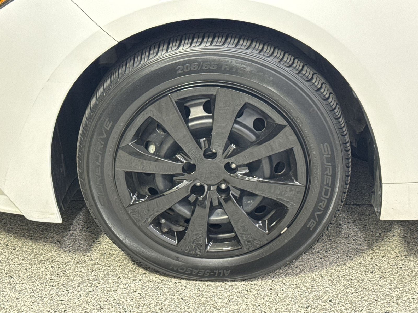 Used 2024 Toyota Corolla LE FWD image 24