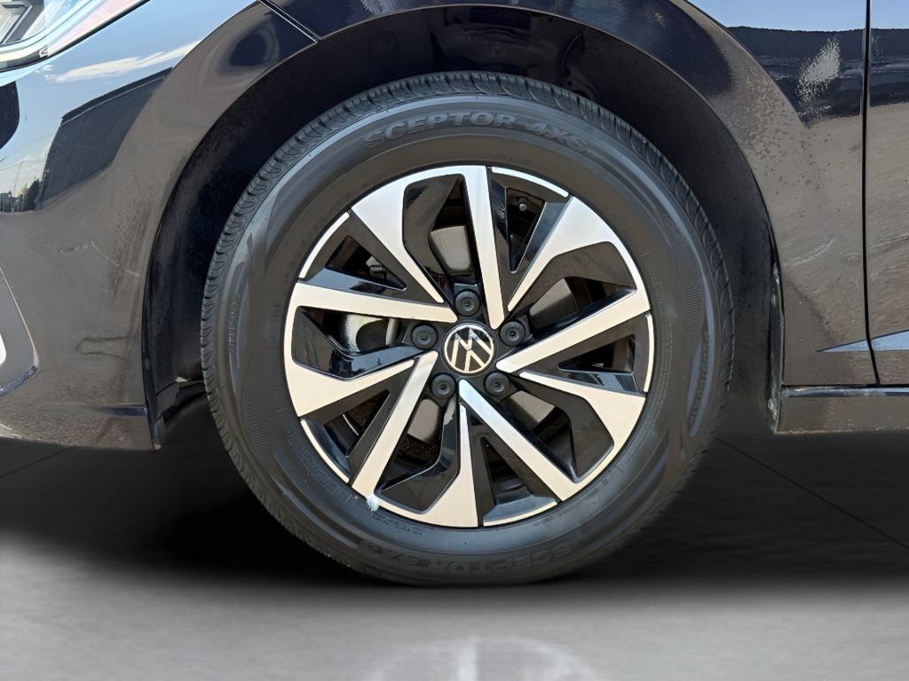 Used 2025 Volkswagen Jetta S FWD image 29
