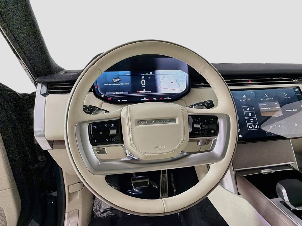 Certified 2025 Land Rover Range Rover SE AWD/4WD image 11