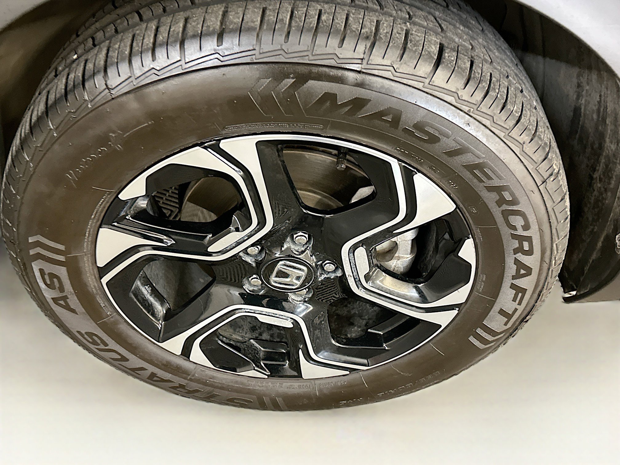 Used 2018 Honda CR-V Touring image 11