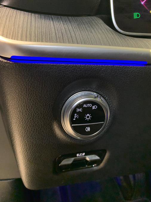 Used 2022 Mercedes-Benz C 300 4MATIC Sedan w/ Pinnacle Trim Package image 21