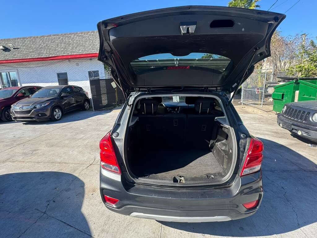 Used 2017 Chevrolet Trax LT image 11