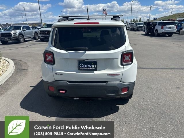 Used 2015 Jeep Renegade Trailhawk w/ Premium Leather Group AWD/4WD image 6