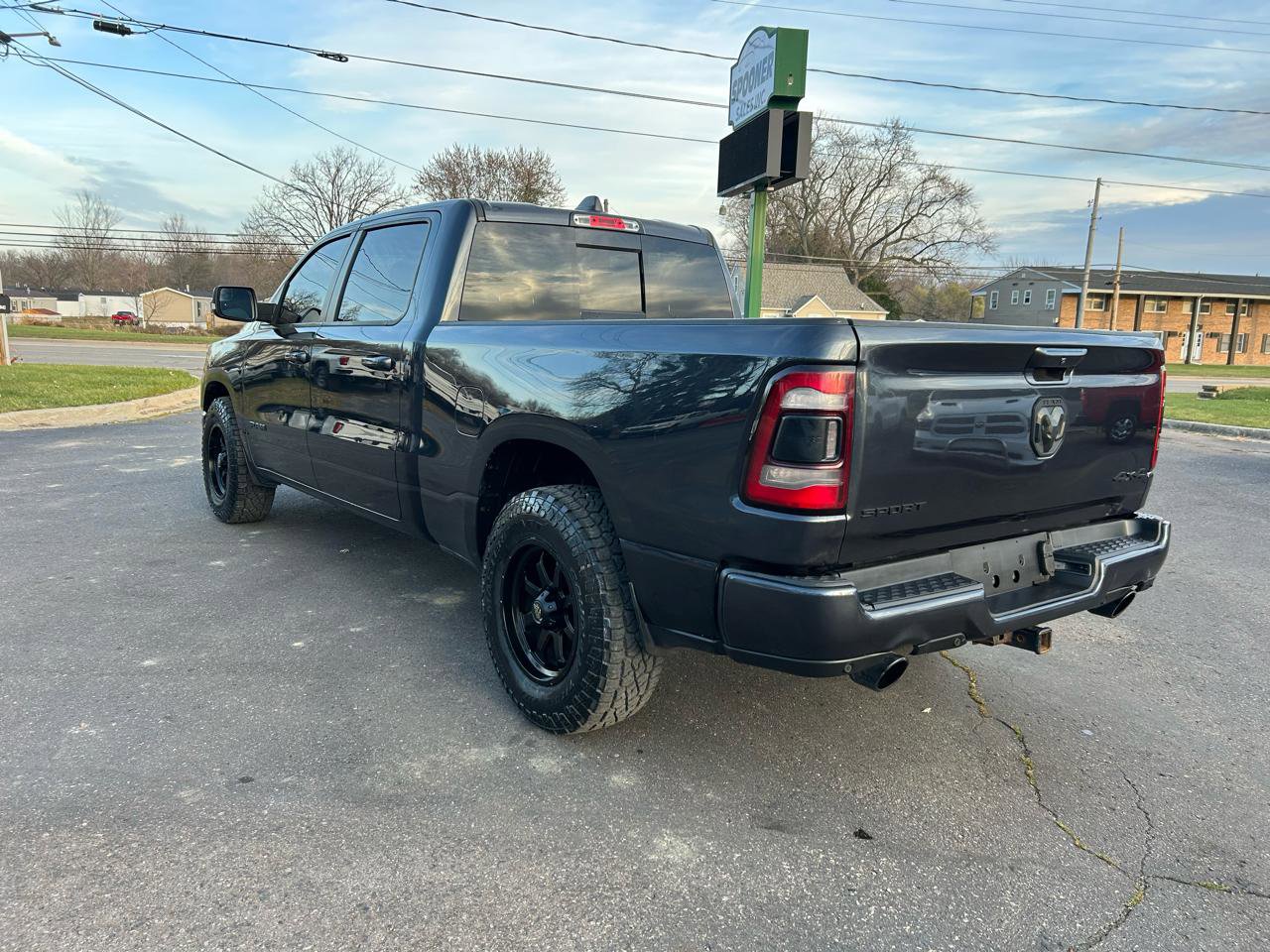 Used 2019 RAM 1500 Sport w/ Level 2 Equipment Group AWD/4WD image 3