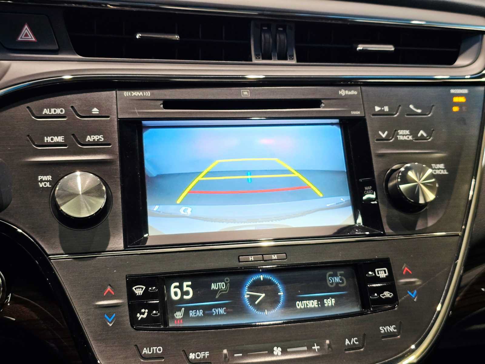 Used 2015 Toyota Avalon Limited FWD image 13