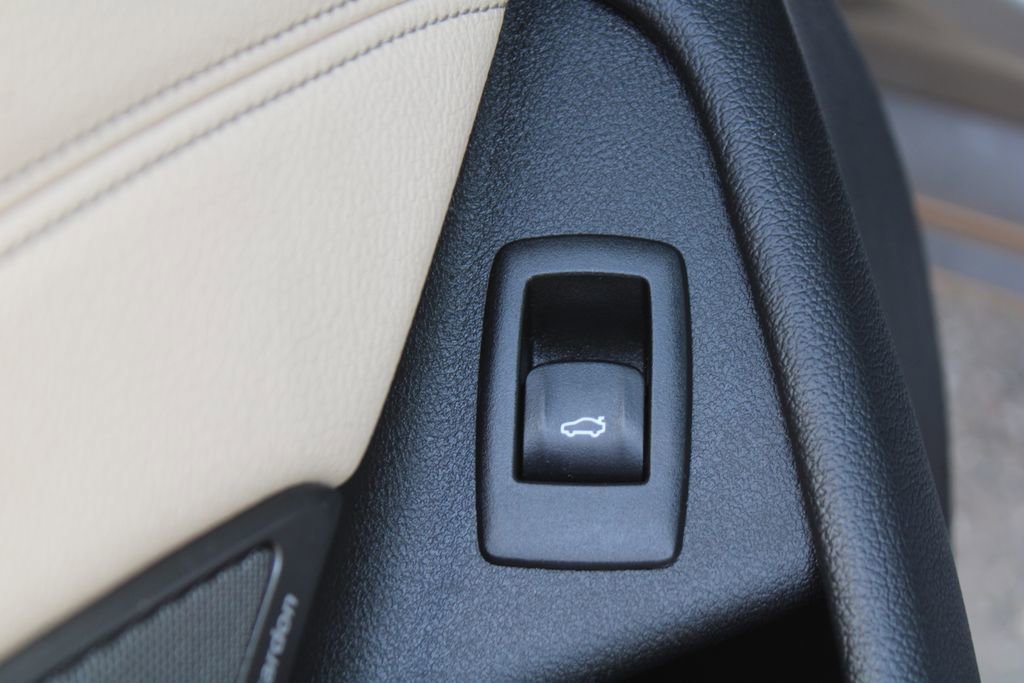 Used 2019 BMW 530i image 23