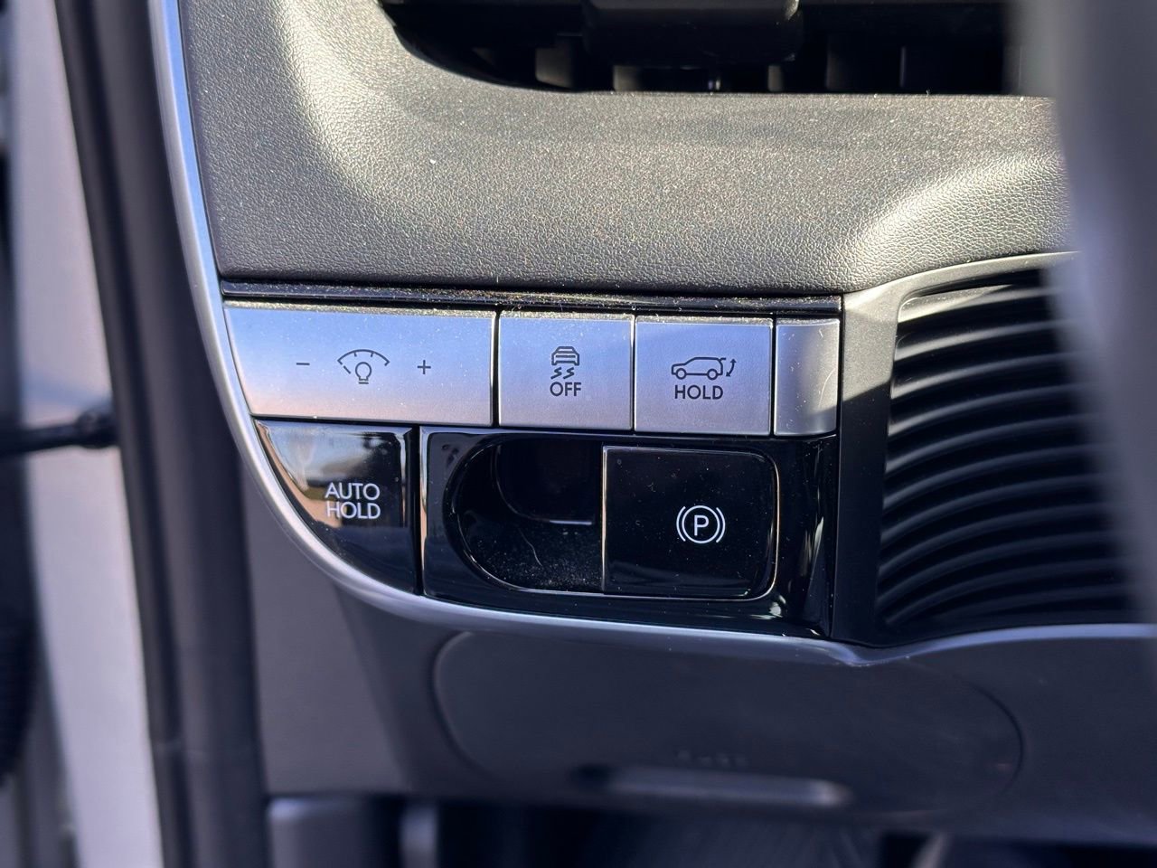 Used 2024 Hyundai Ioniq 5 Limited image 28