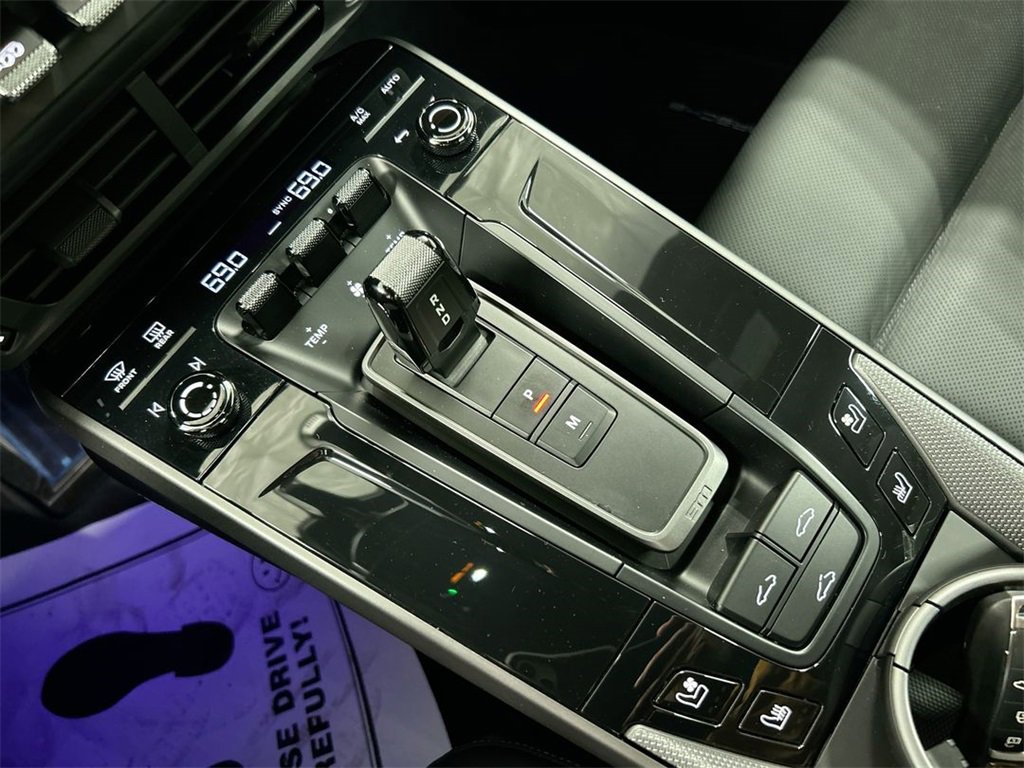 Certified 2025 Porsche 911 Carrera image 21