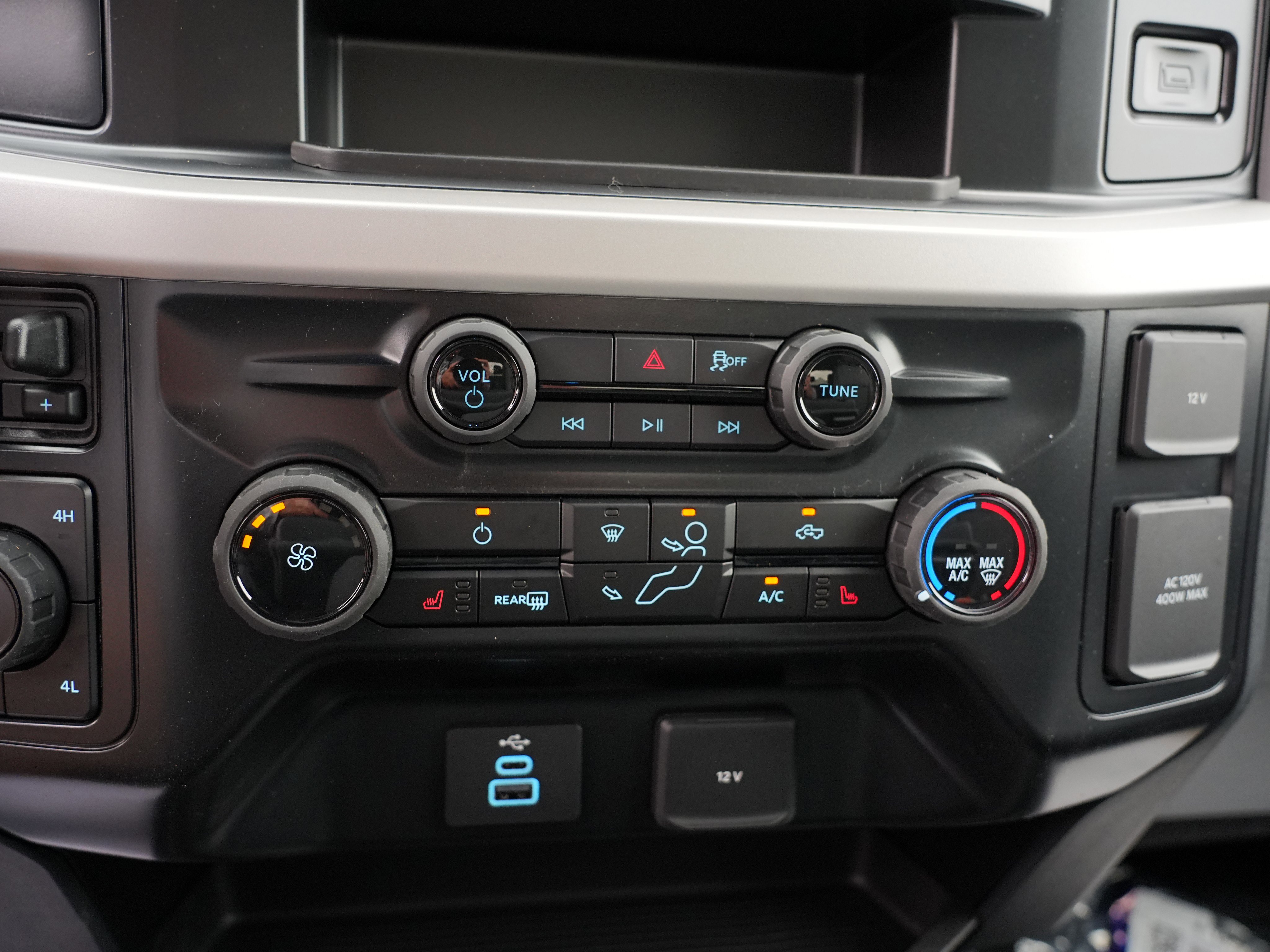 New 2026 Ford F550 4x4 Crew Cab Super Duty image 23