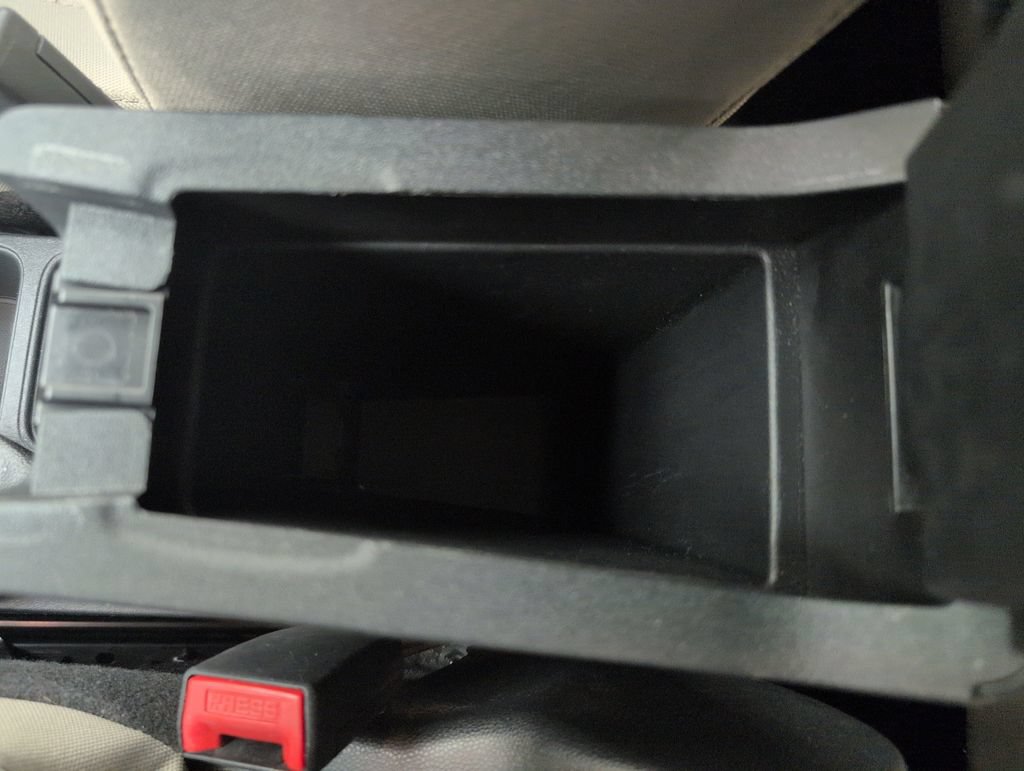 Used 2021 Ford EcoSport S FWD image 34