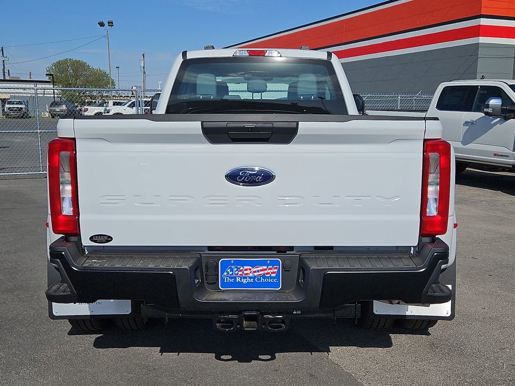 New 2026 Ford F350 XL w/ FX4 Off-Road Package image 10