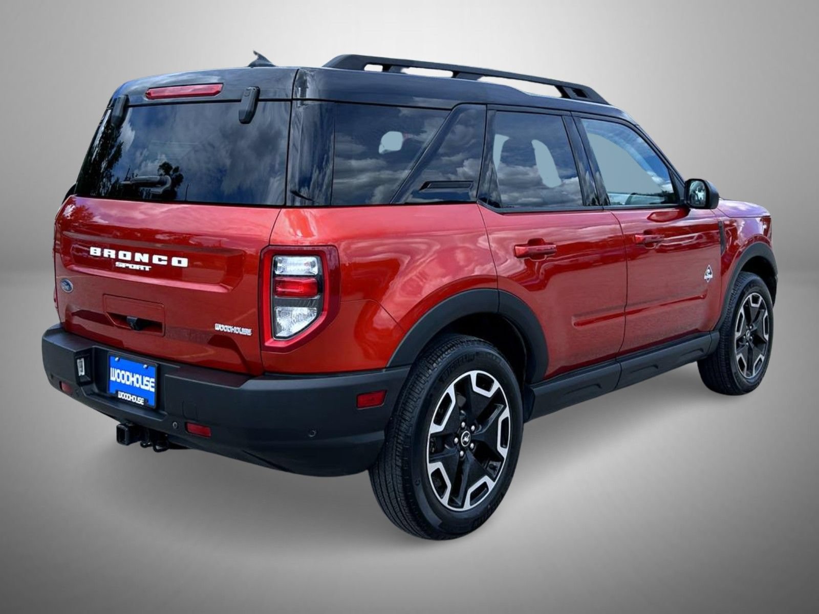 Used 2022 Ford Bronco Sport Outer Banks w/ Tech Package AWD/4WD image 5