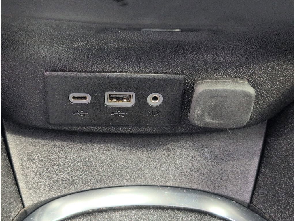 Used 2024 Chevrolet Malibu LT image 17