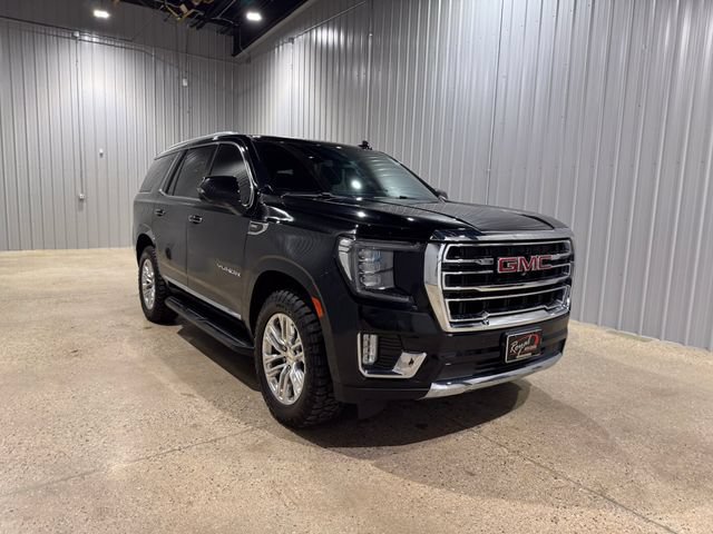 Used 2021 GMC Yukon SLT w/ SLT Premium Package AWD/4WD image 4