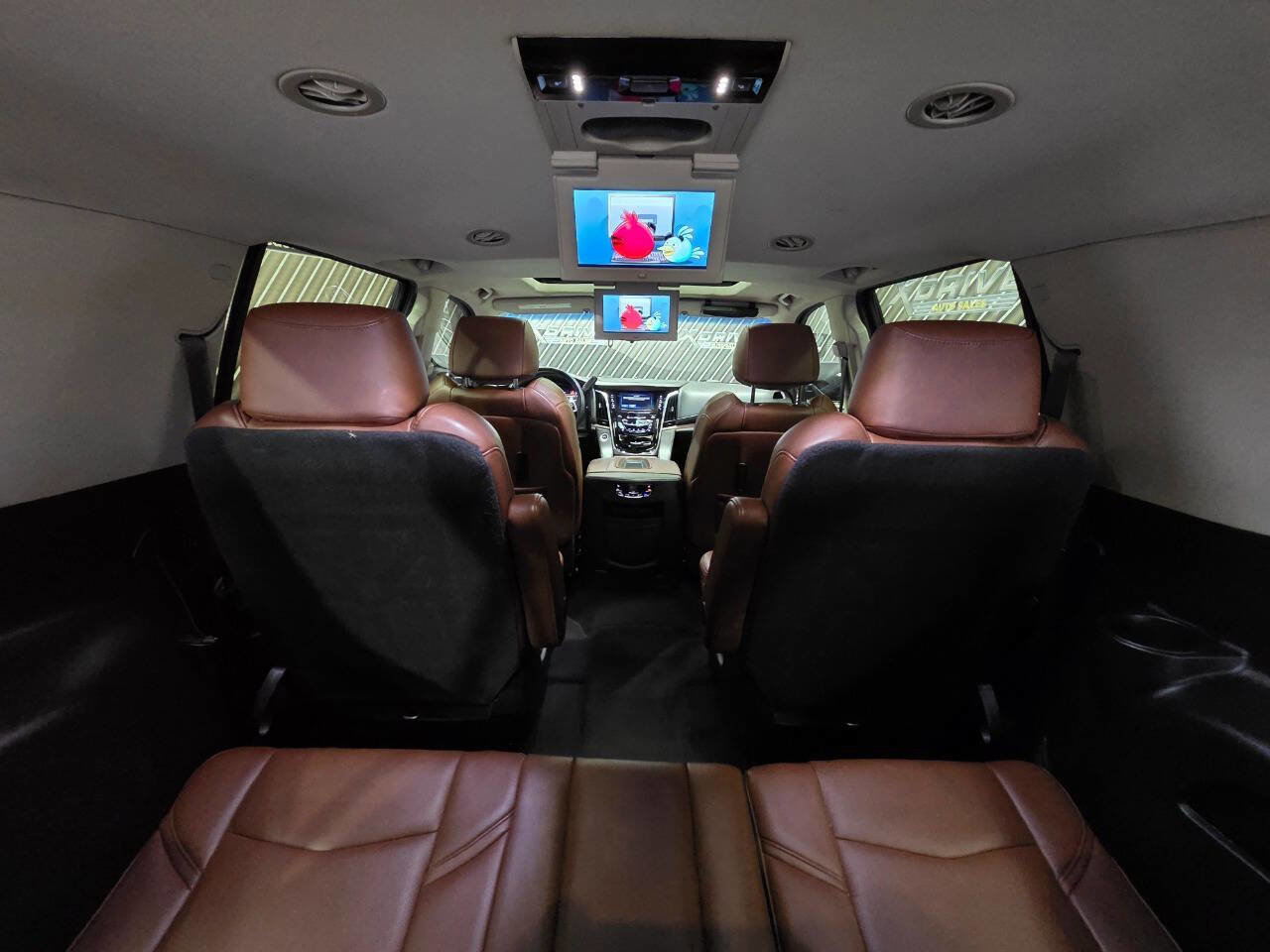 Used 2018 Cadillac Escalade ESV Luxury AWD/4WD image 37