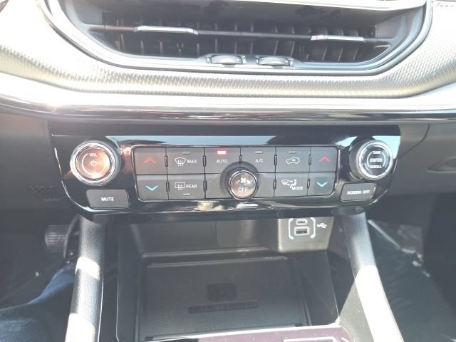 Used 2025 Jeep Compass Limited w/ Driver Assist Group I AWD/4WD image 29
