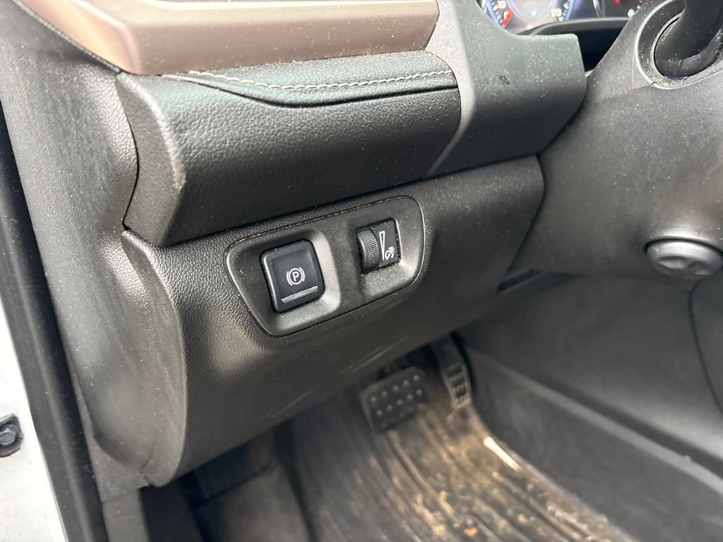 Used 2017 GMC Acadia Denali w/ Technology Package AWD/4WD image 18