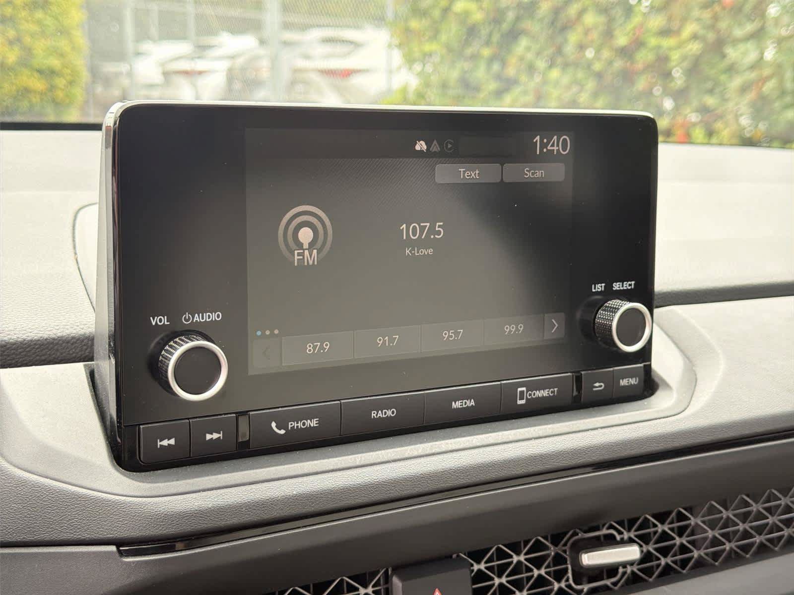 Used 2023 Honda Accord EX image 17