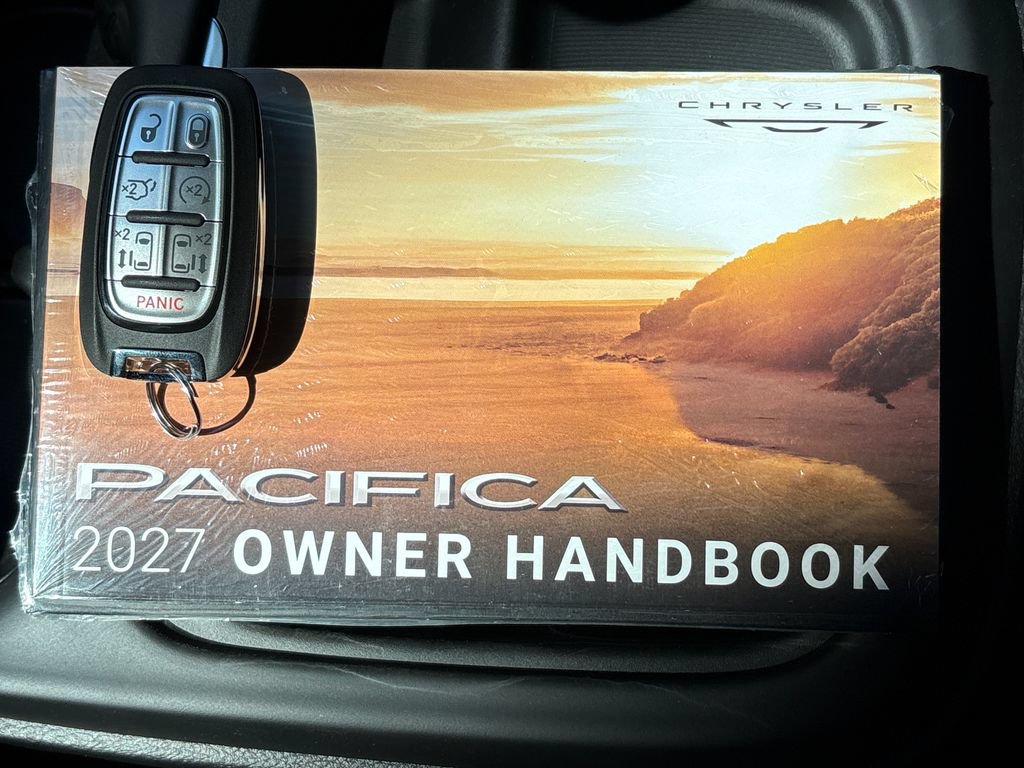 New 2027 Chrysler Pacifica Select FWD image 23