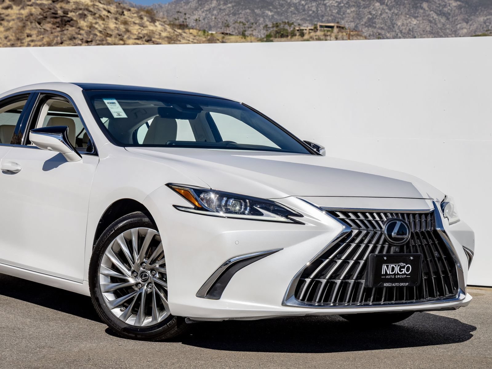 Used 2022 Lexus ES 350 w/ Accessory Package 2 FWD image 7