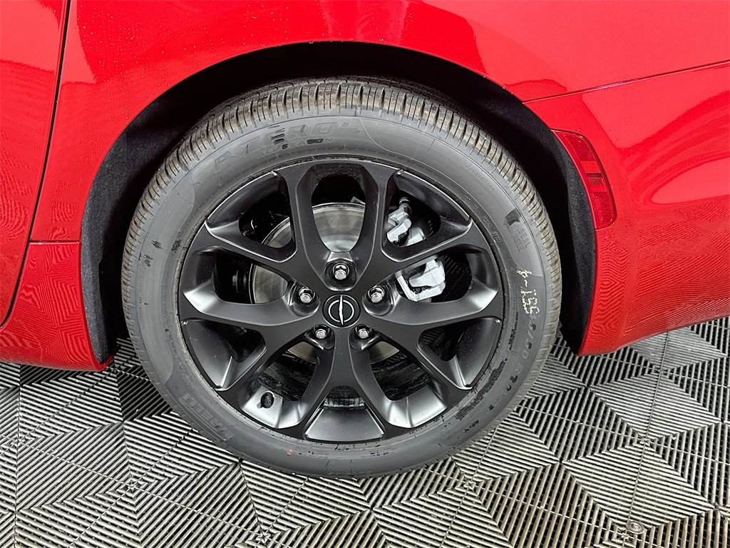 New 2026 Chrysler Pacifica Limited image 17