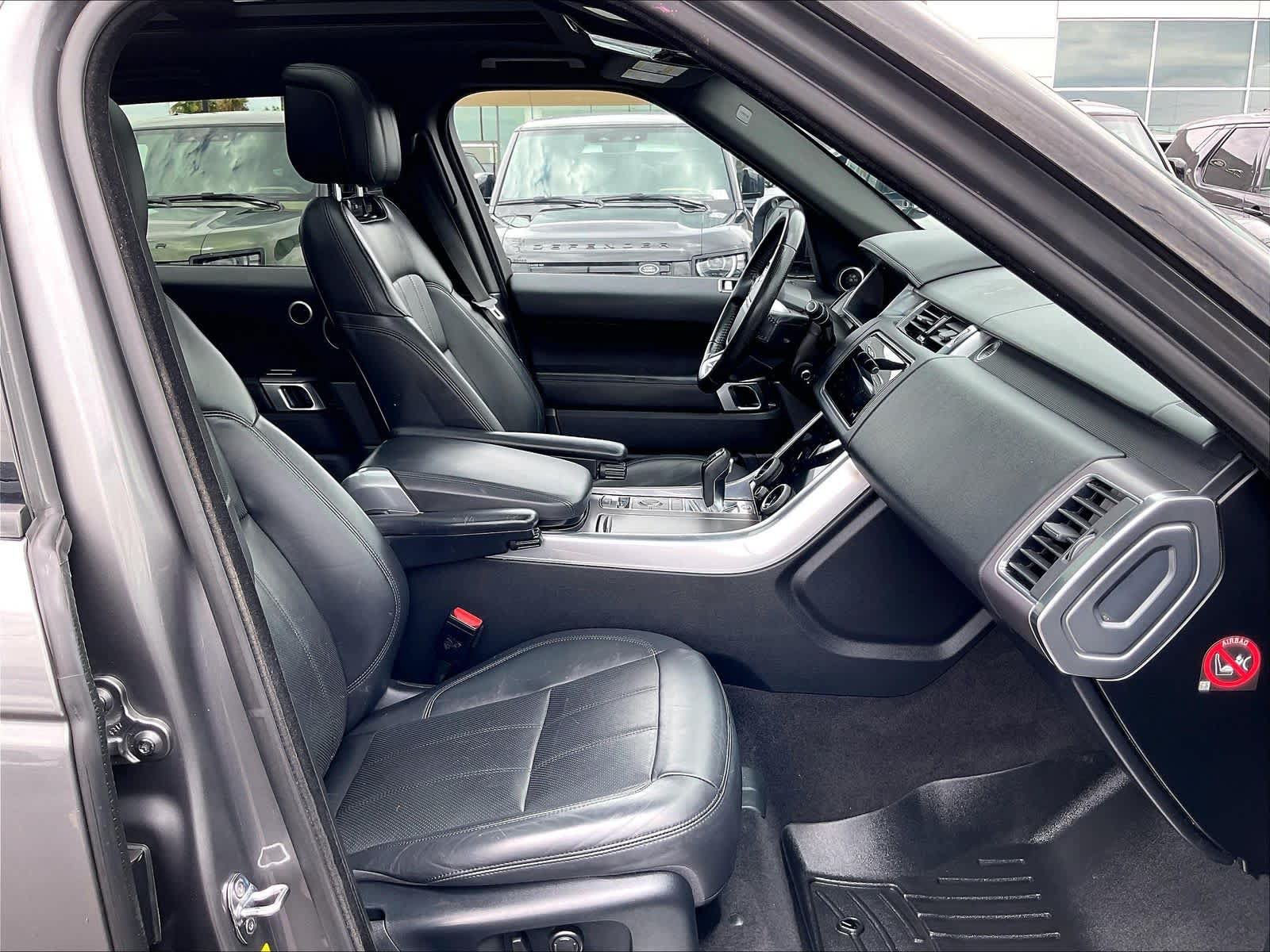 Used 2018 Land Rover Range Rover Sport HSE AWD/4WD image 9