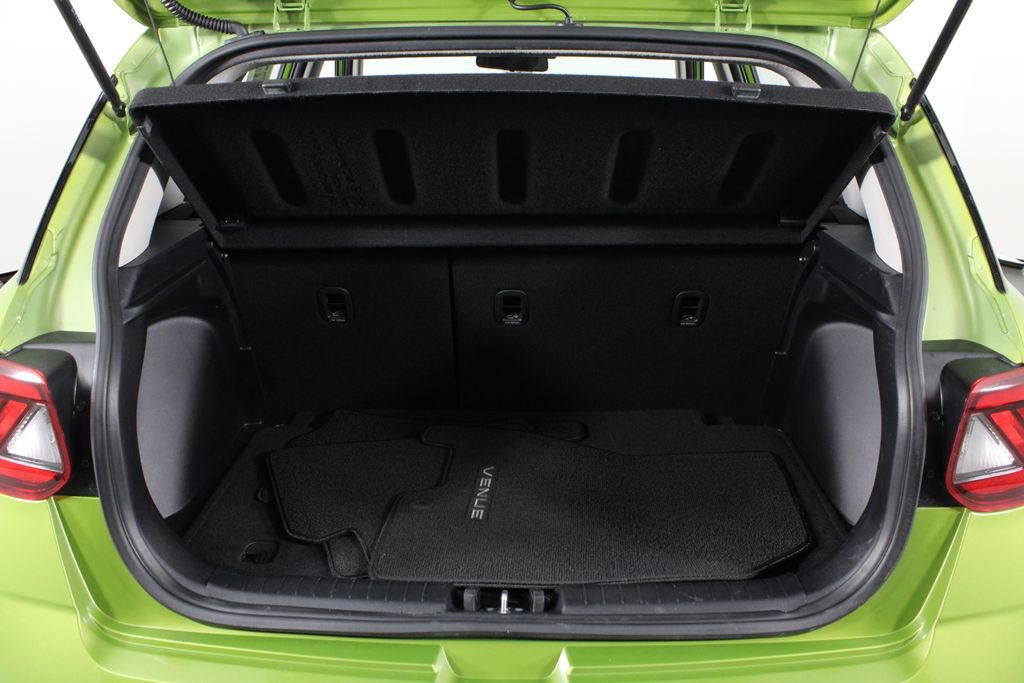 Certified 2024 Hyundai Venue SEL image 16