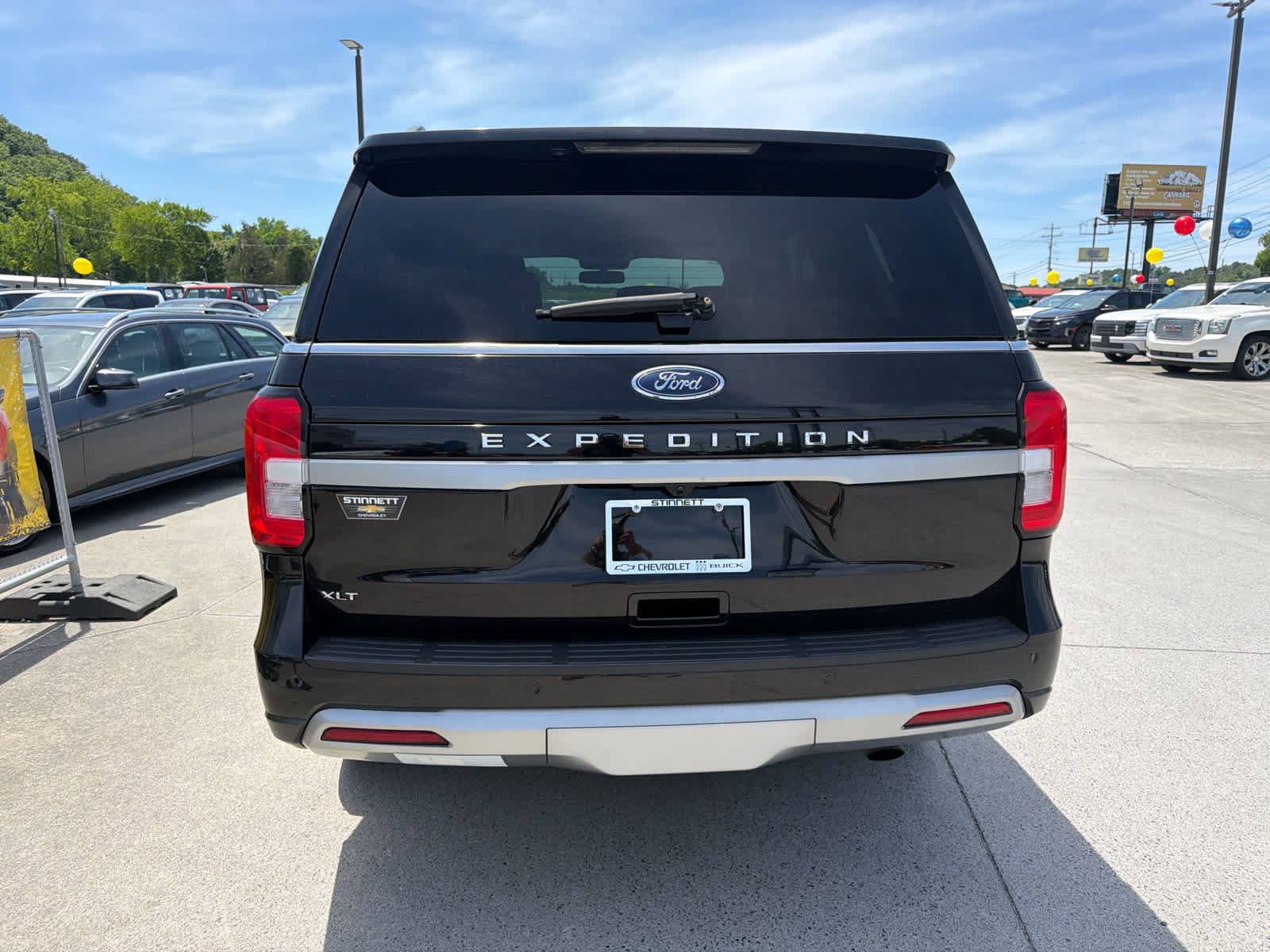 Used 2024 Ford Expedition XLT AWD/4WD image 8