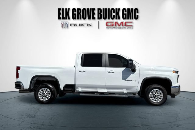 Used 2025 Chevrolet Silverado 2500 LT w/ Convenience Package AWD/4WD image 3