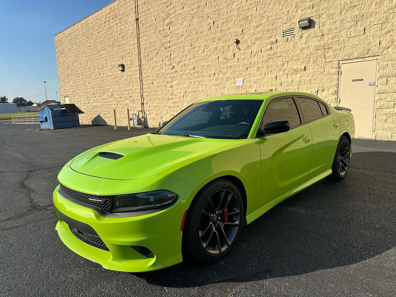 Used 2023 Dodge Charger R/T w/ Plus Group RWD image 1