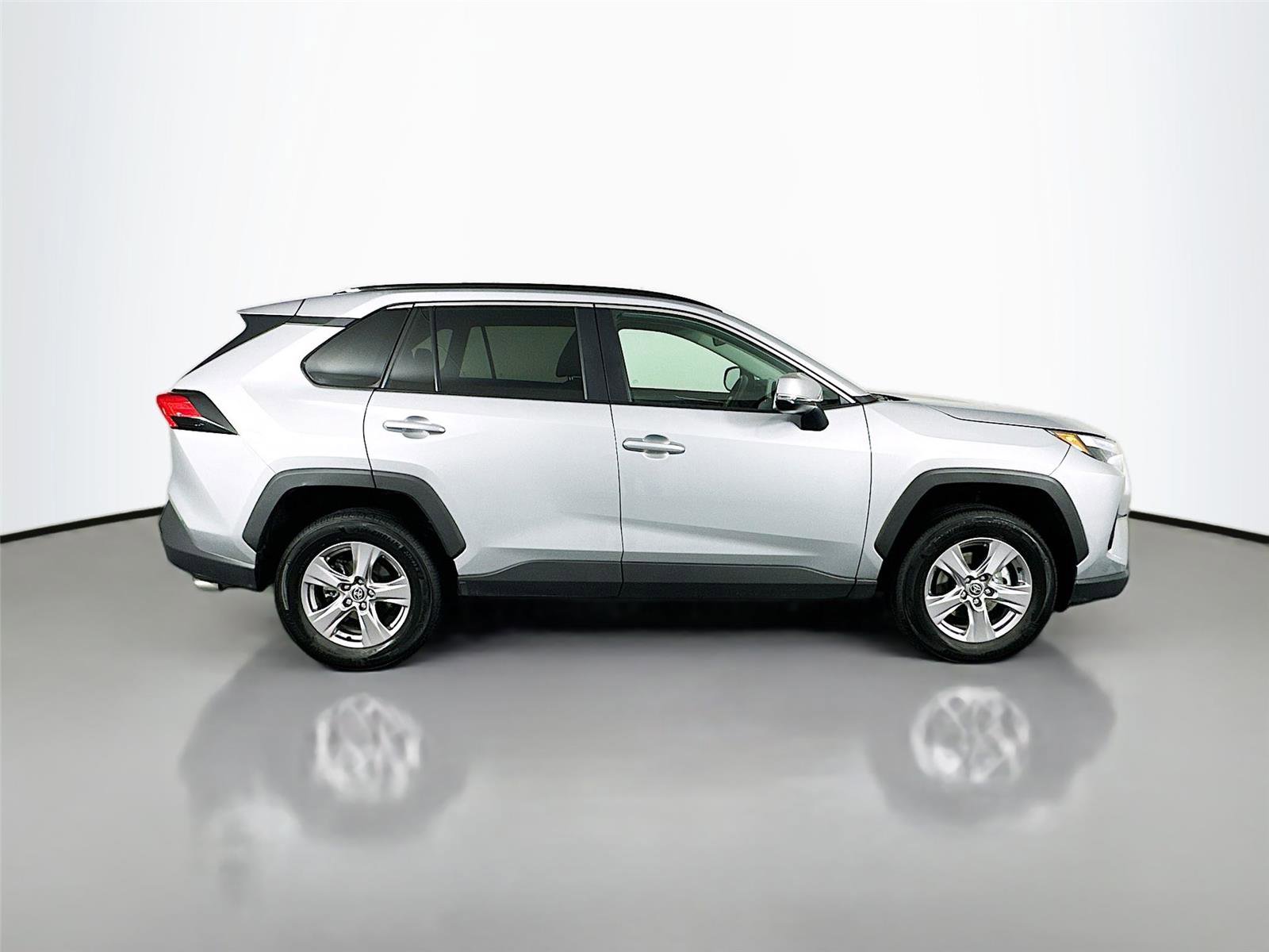 Certified 2025 Toyota RAV4 XLE AWD/4WD image 16