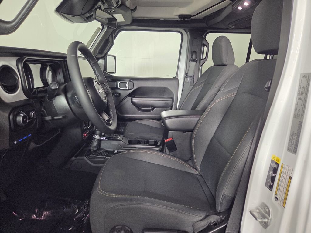 Certified 2025 Jeep Wrangler Willys image 12