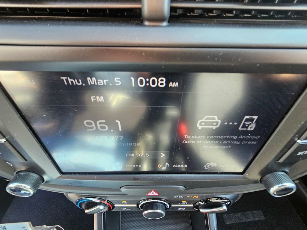 Used 2023 Kia Soul LX image 17