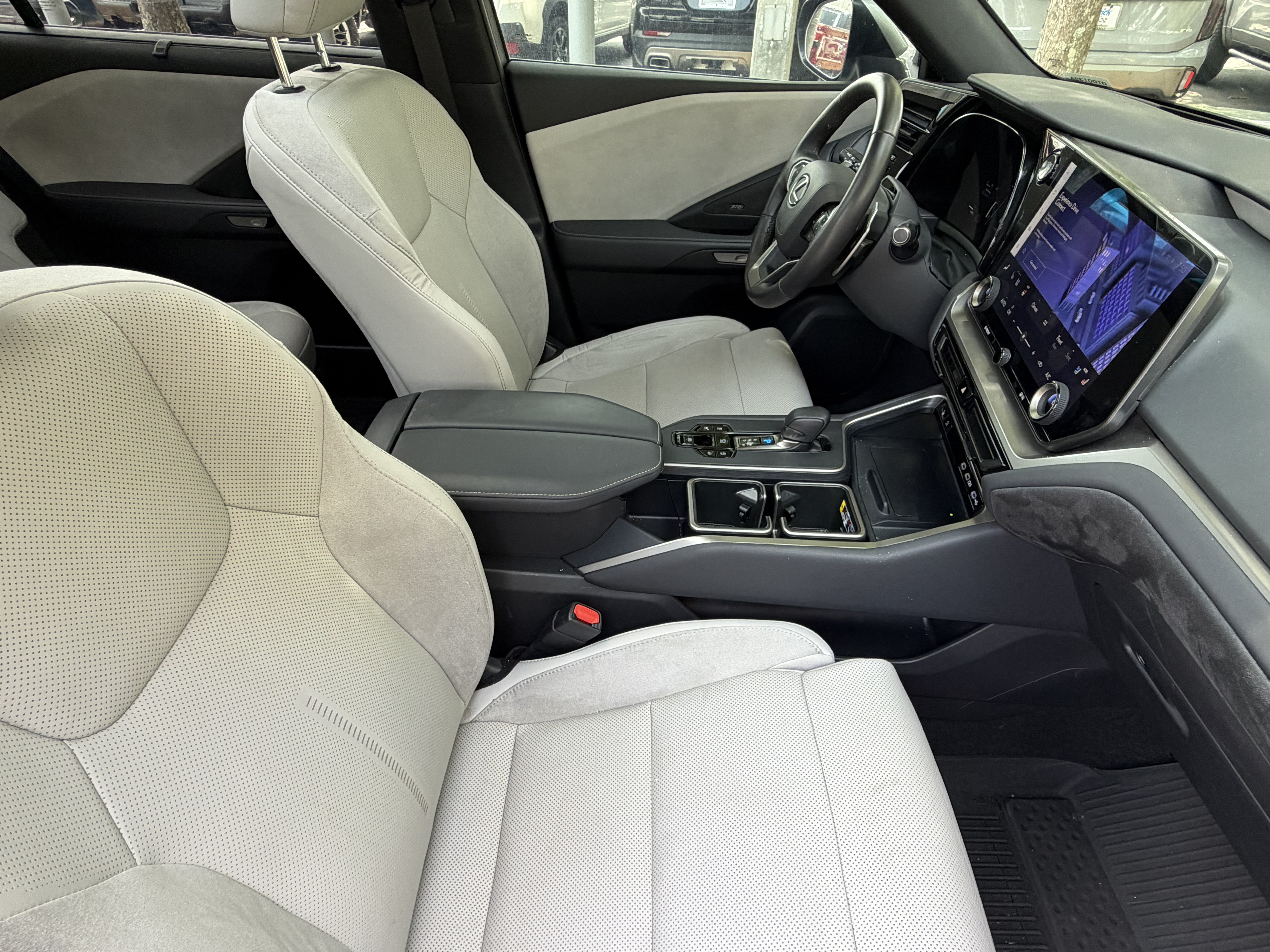 Used 2025 Lexus TX 350 AWD w/ Technology Package image 42