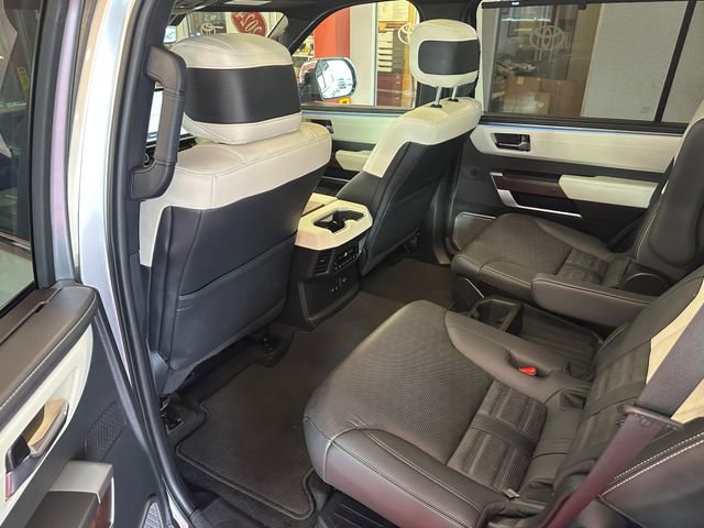 Used 2024 Toyota Sequoia Capstone image 14