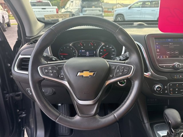 Used 2022 Chevrolet Equinox LT image 3