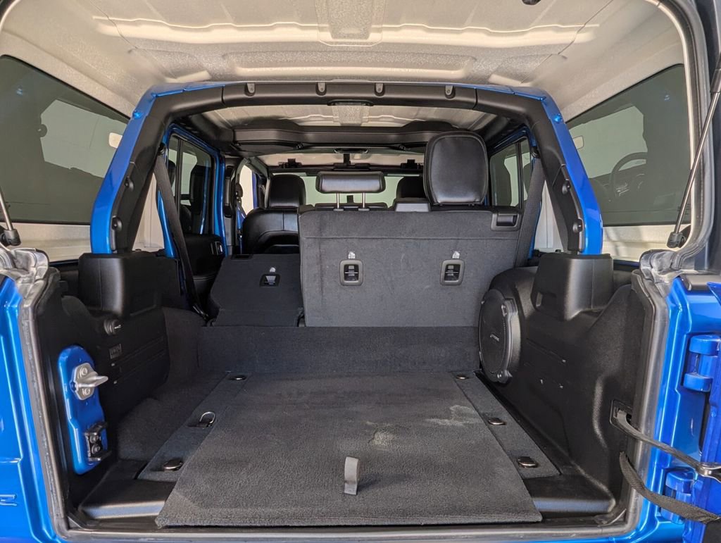 Used 2022 Jeep Wrangler Unlimited Sahara image 28