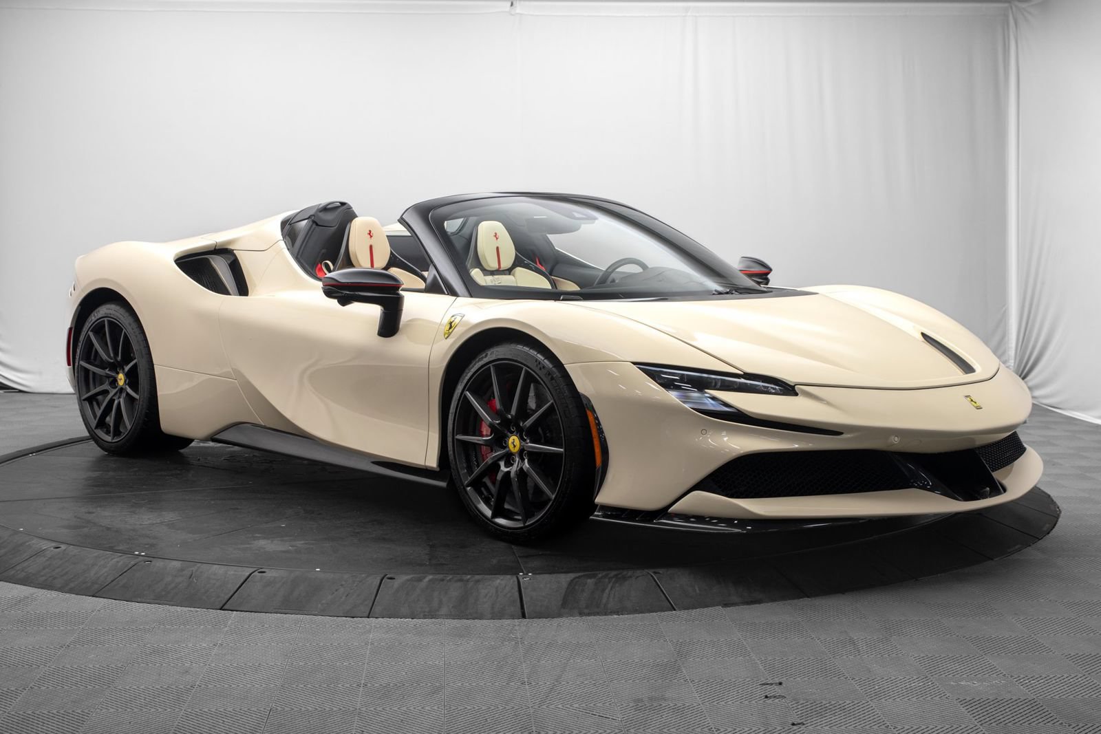 Used 2024 Ferrari SF90 Spider AWD/4WD image 15