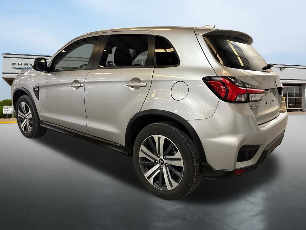 Used 2025 Mitsubishi Outlander Sport ES image 3