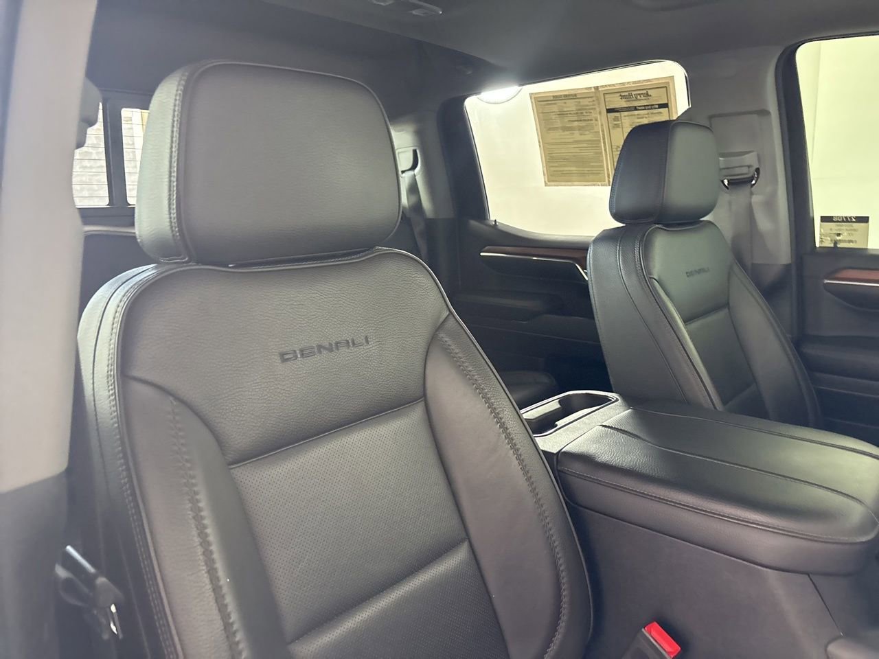 Used 2023 GMC Sierra 1500 Denali AWD/4WD image 30