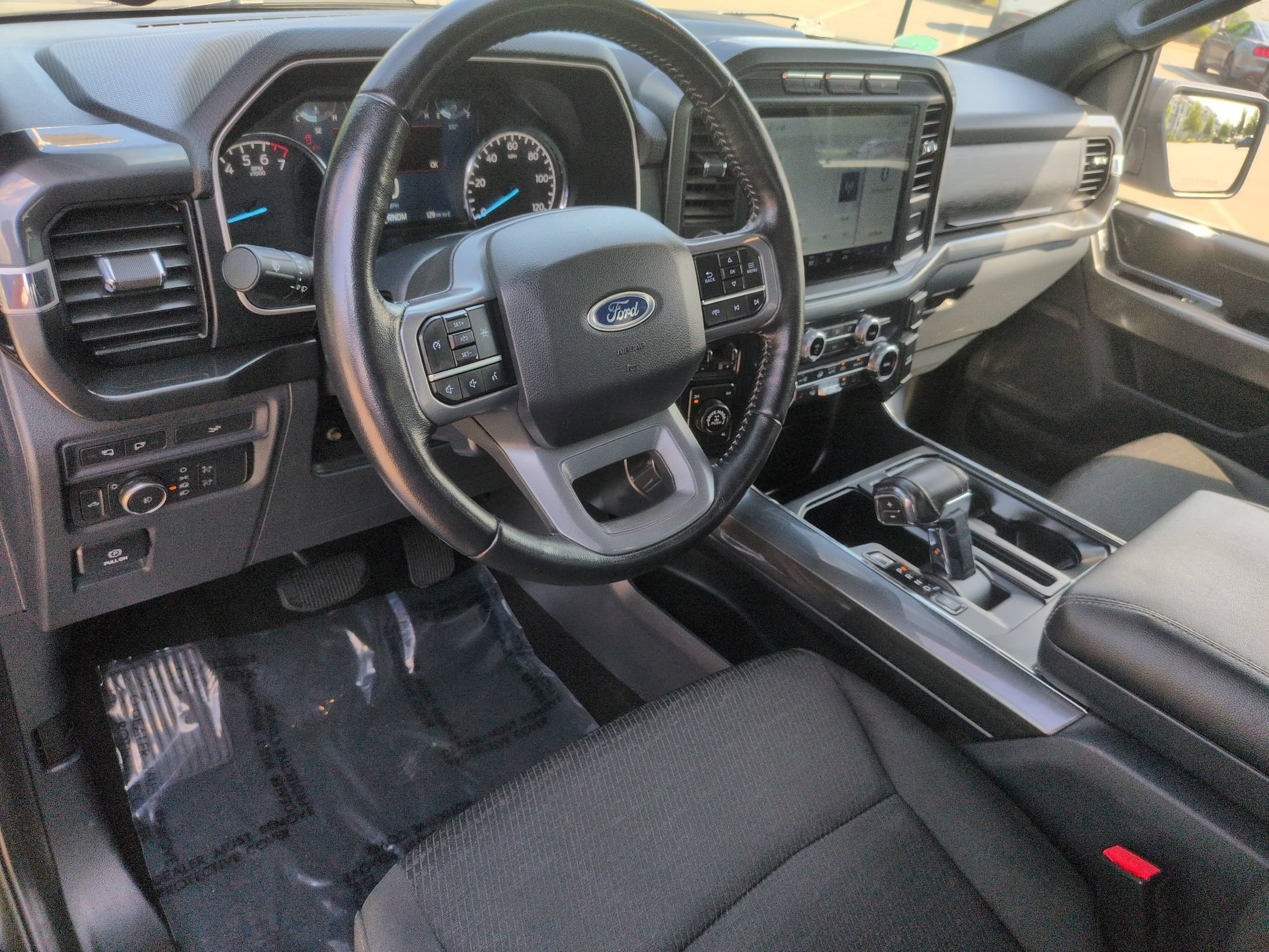Certified 2022 Ford F150 XLT w/ Equipment Group 302A High AWD/4WD image 17