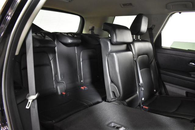 Used 2023 Nissan Pathfinder SL AWD/4WD image 37