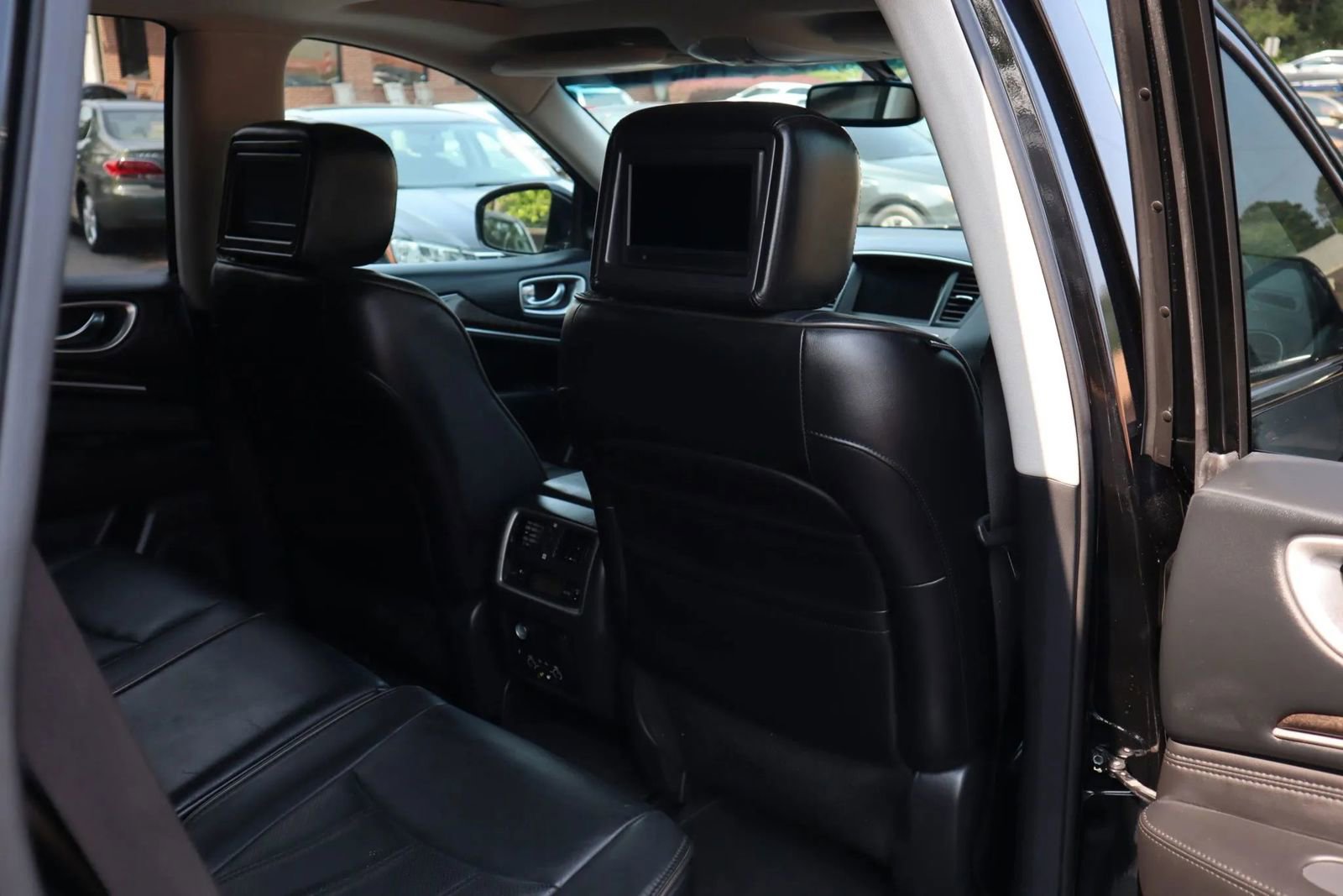 Used 2013 INFINITI JX35 AWD w/ Premium Pkg image 20