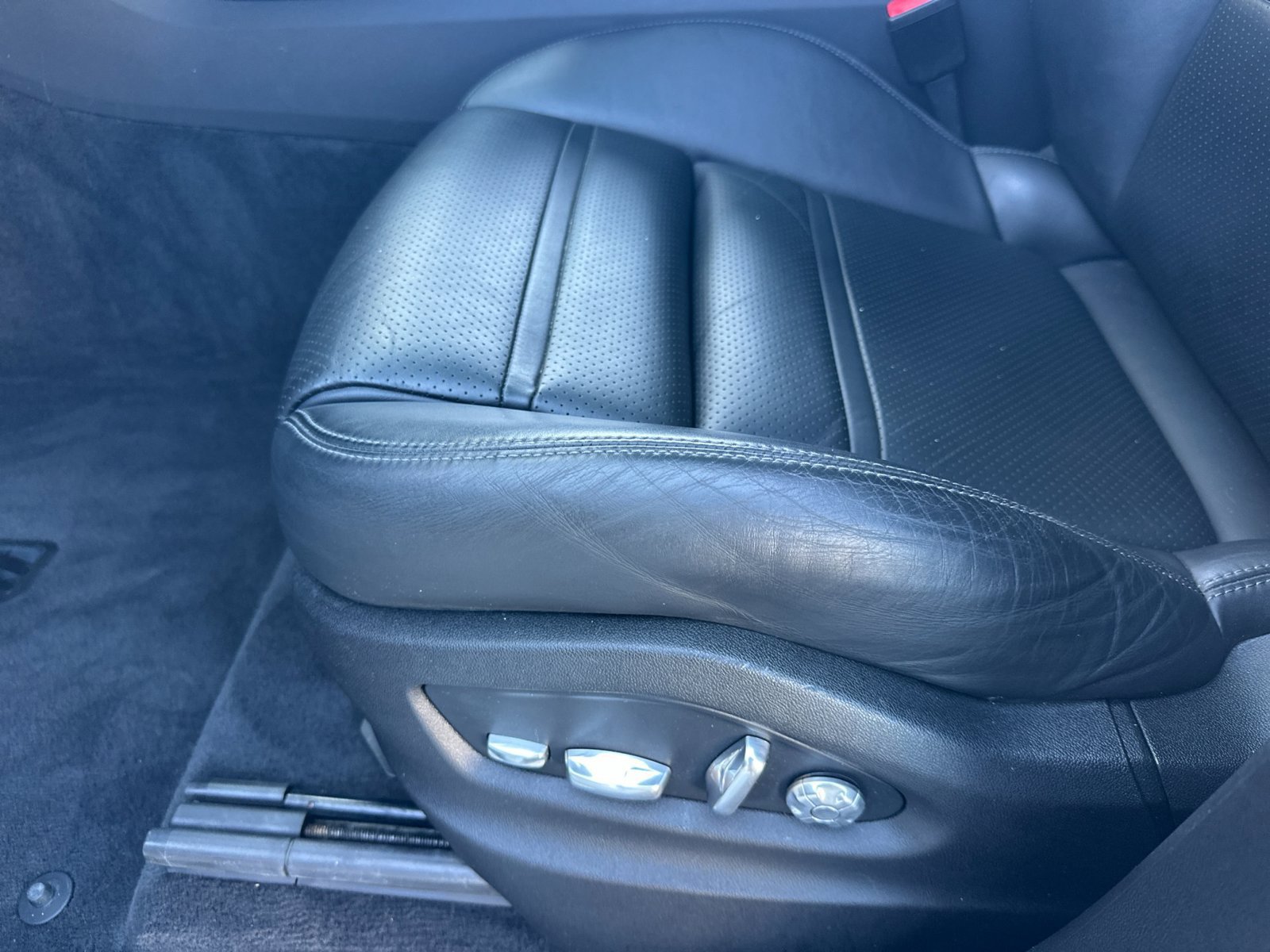 Certified 2021 Porsche Cayenne Coupe AWD/4WD image 14