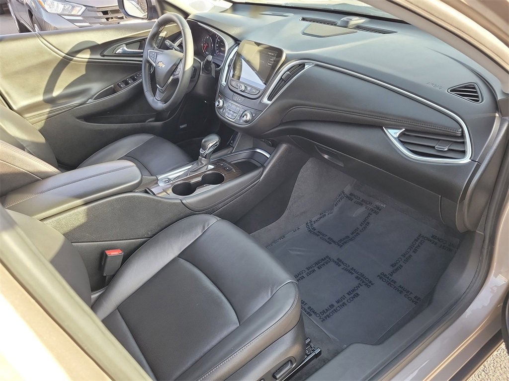 Used 2024 Chevrolet Malibu LT image 18
